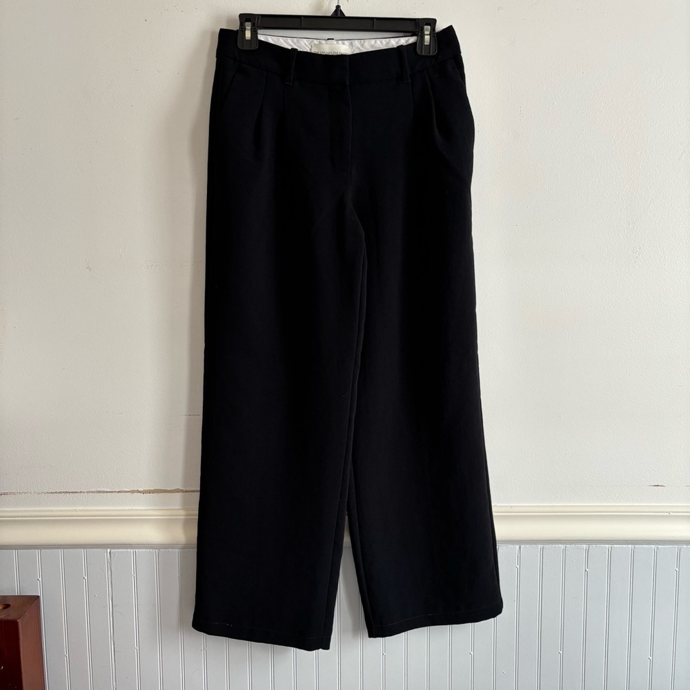 Aritzia Black Effortless Pants Low rise version